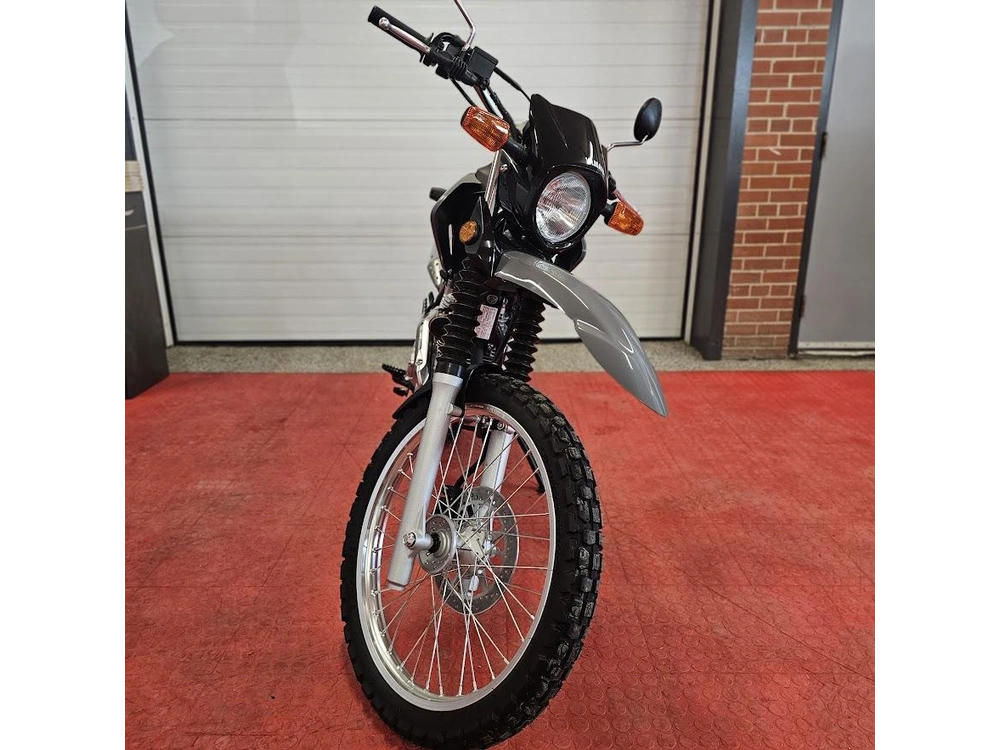 2025 Yamaha Xt 250 alt