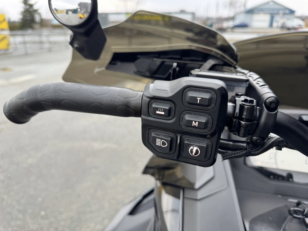 2024 Ski-doo Renegade X 900 Ace Turbo R alt