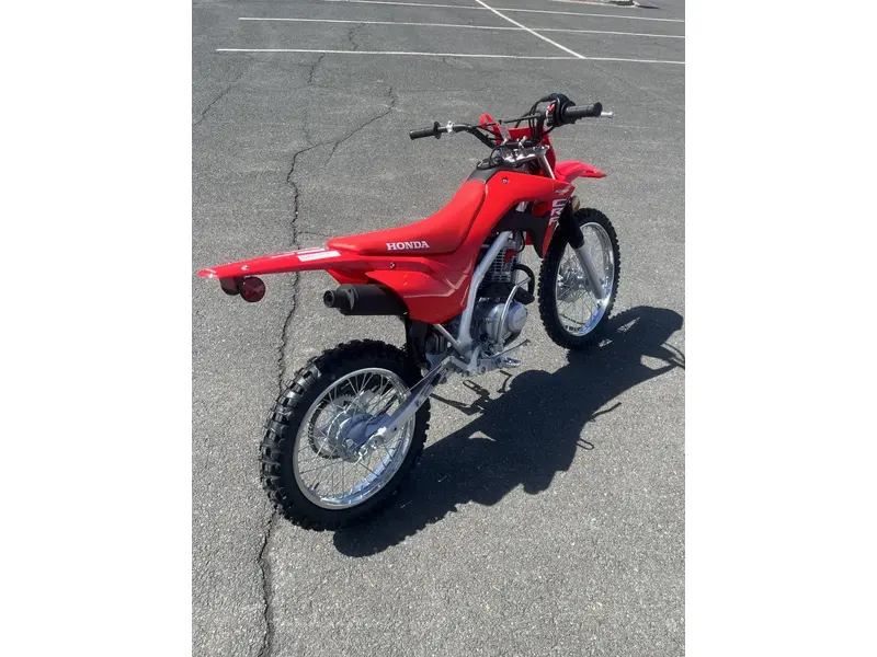 2026 Honda CRF125FB thumbnail 4