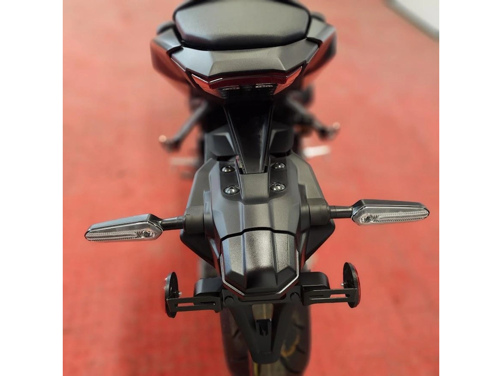 2025 Yamaha Mt-09 alt