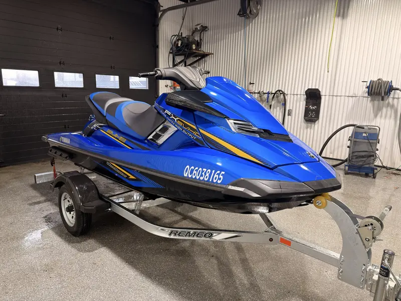 Yamaha WAVE RUNNER FX SVHO 2016