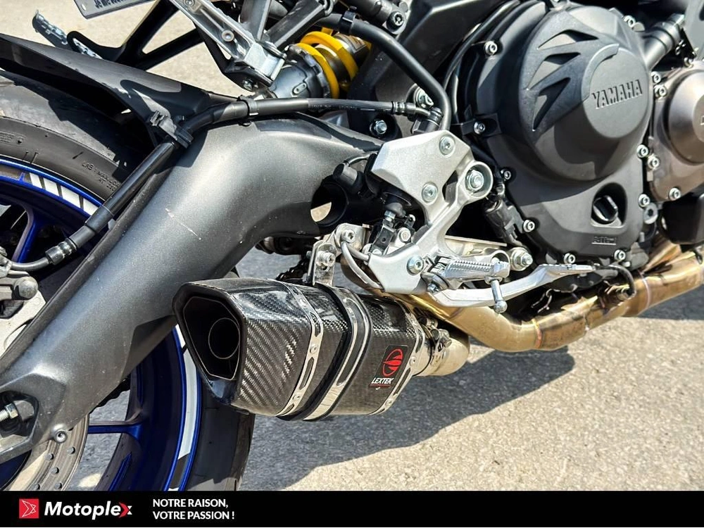 2015 Yamaha Fz09 alt