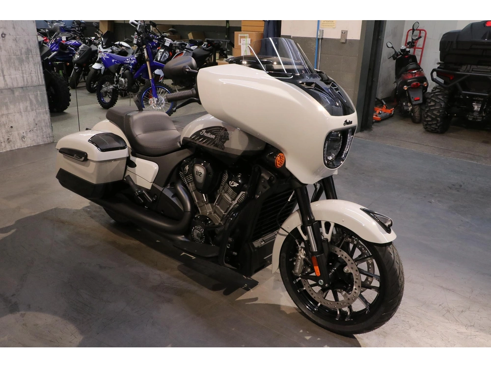2026 Indian Motorcycle Chieftain Powerplus Dark Horse + 112 & Powerband Audio alt