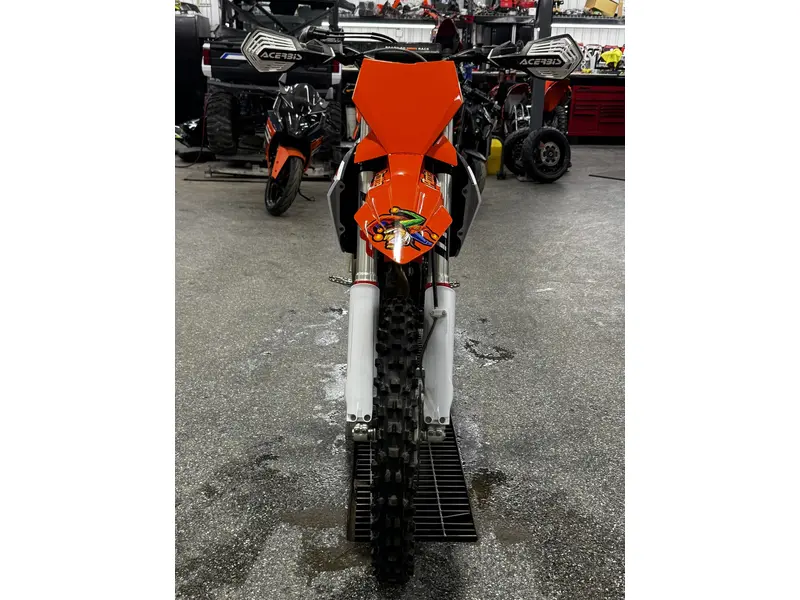 2024 KTM 450 SX-F thumbnail 7