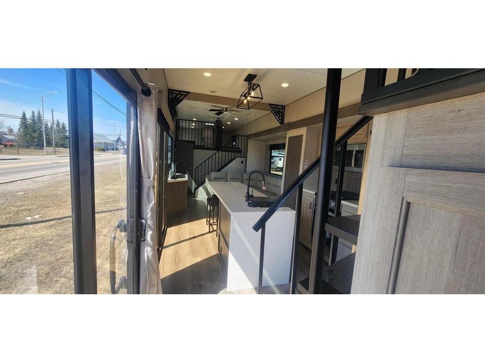 Coachmen Catalina 42condo 2026 alt