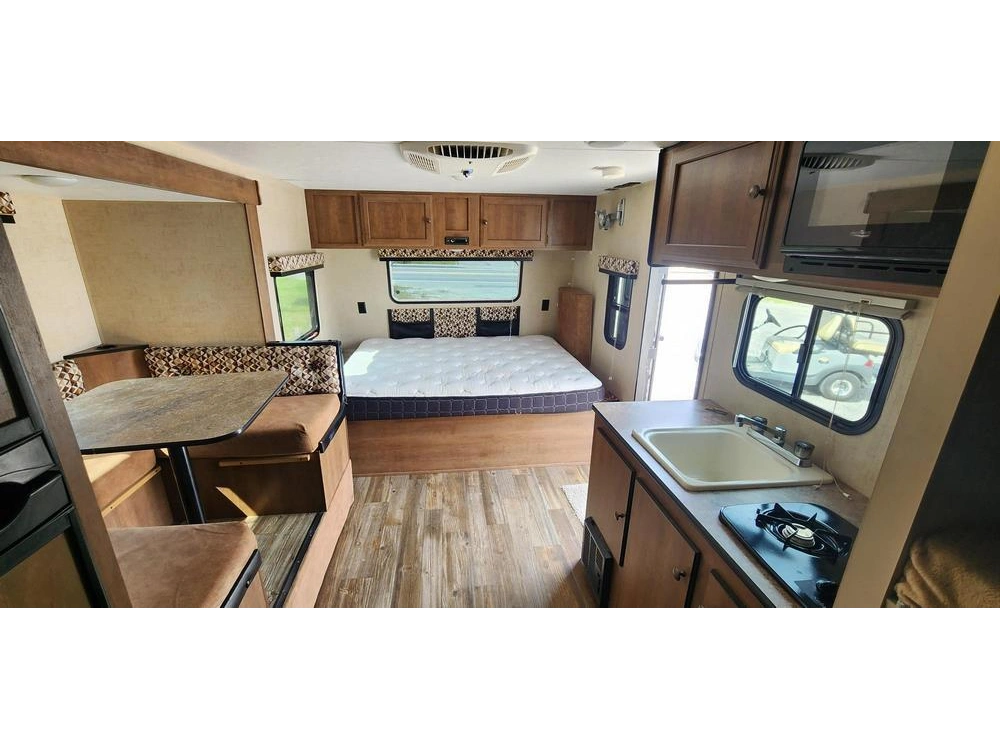 Escape 196bhs 30rls 2017 alt