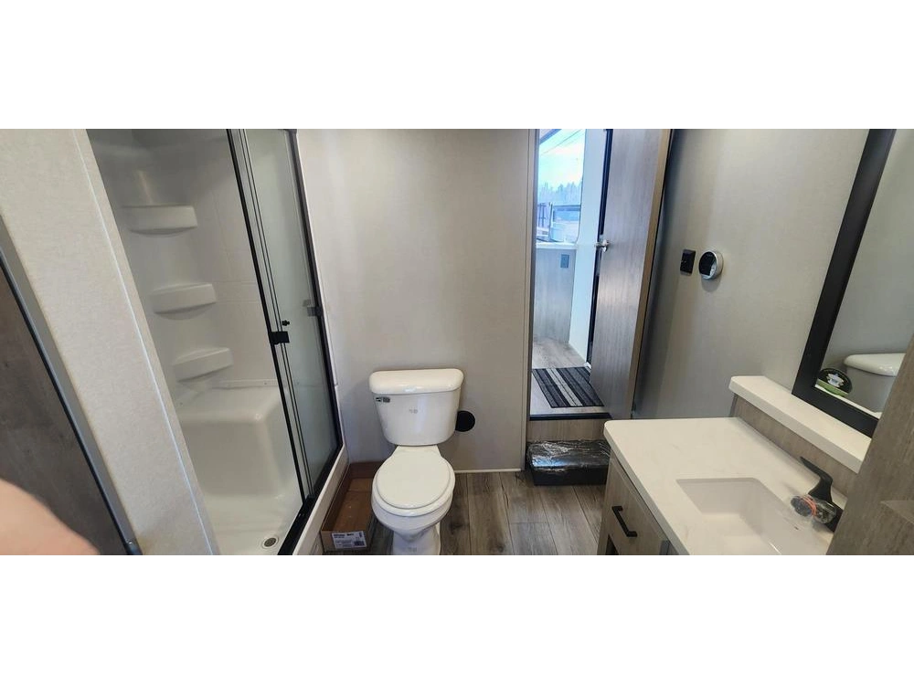 Coachmen Catalina 42condo 2026 alt