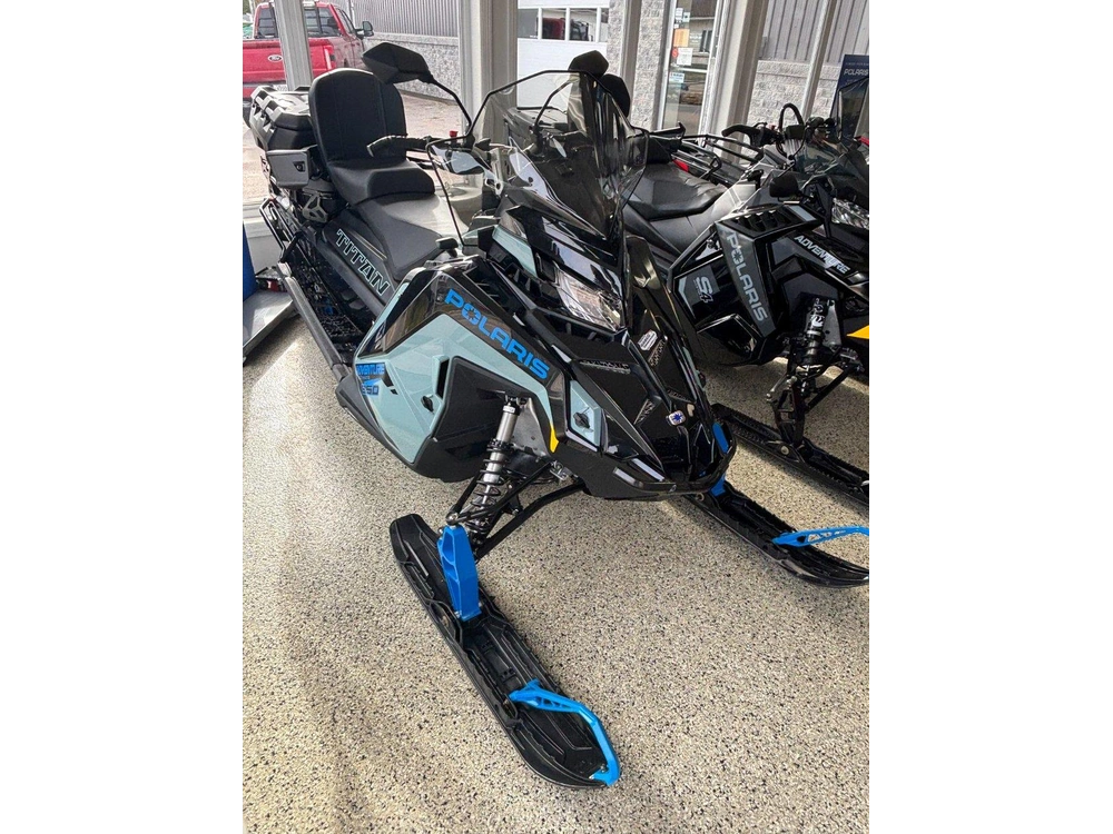 Polaris Polaris Titan Adventure 850 2026 alt