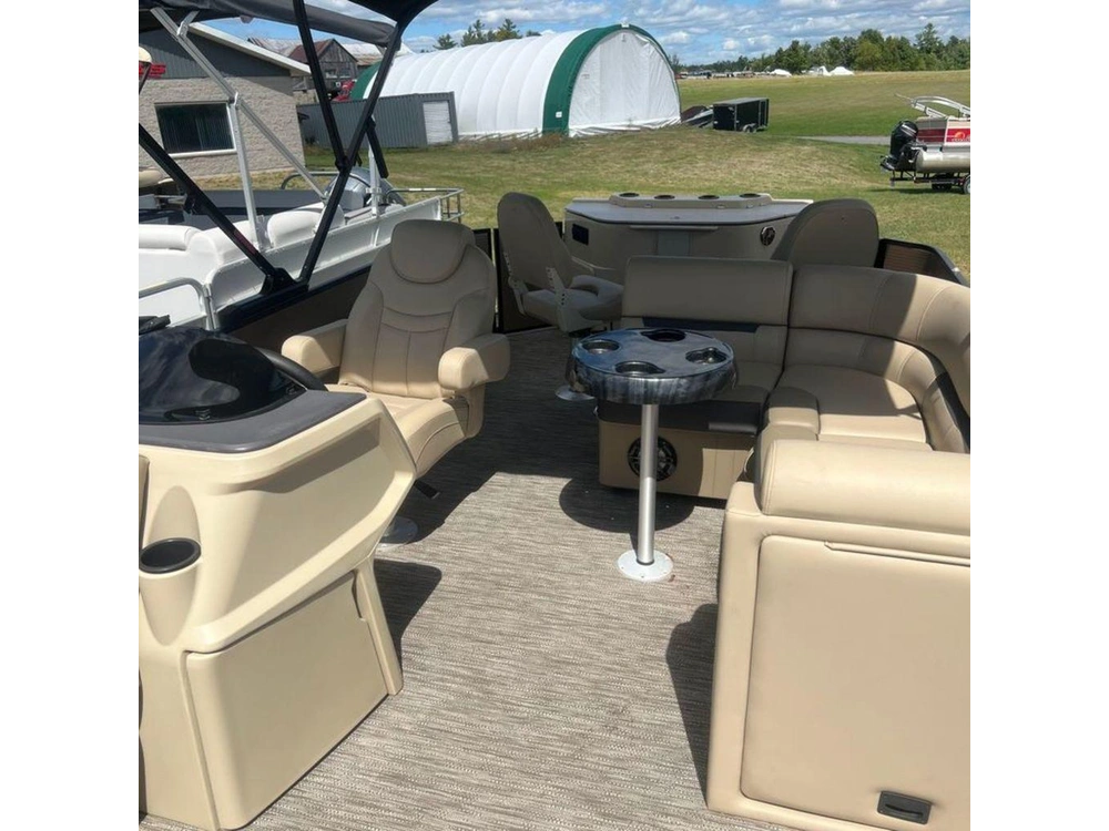 2023 Godfrey Marine Sweetwater 2186 Fs alt