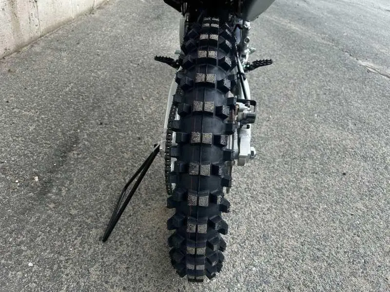 2026 Honda CRF250R thumbnail 11