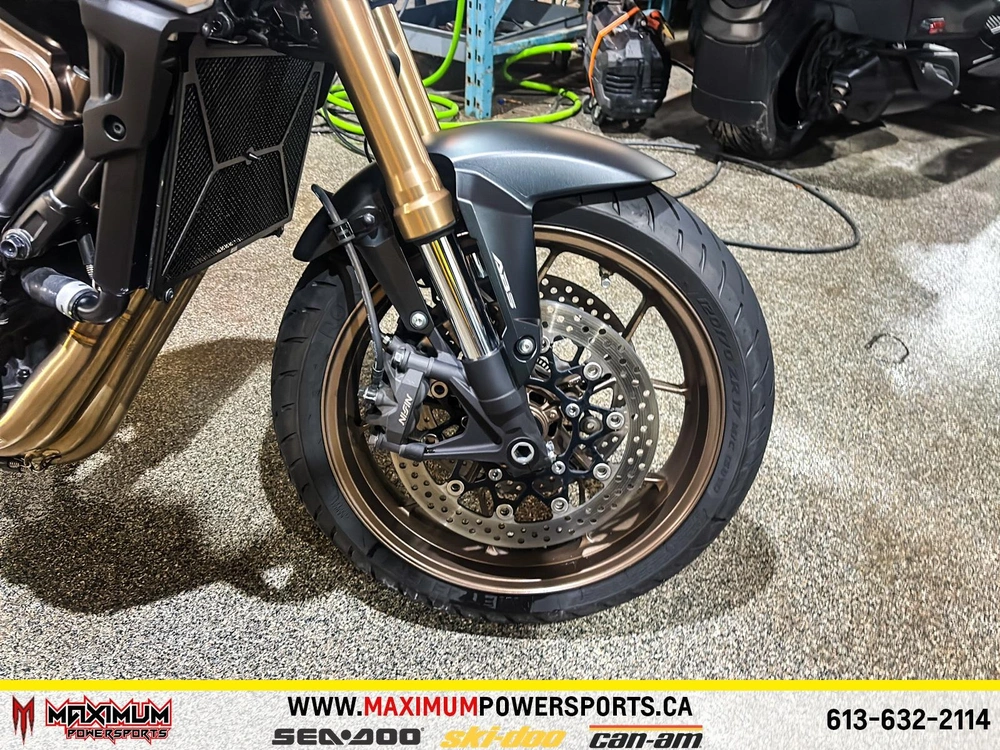 Honda Cb650 Ra 2020 alt