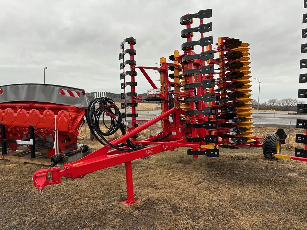 Väderstad Carrier XT 525 2026