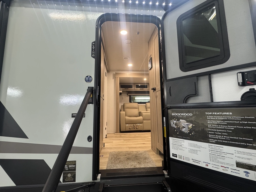 Forest River Rockwood Ultra Lite 2606ws 2026 alt