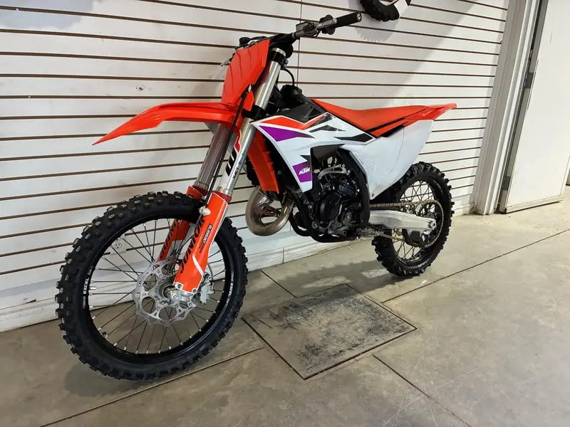 2024 KTM 125 SX thumbnail 2