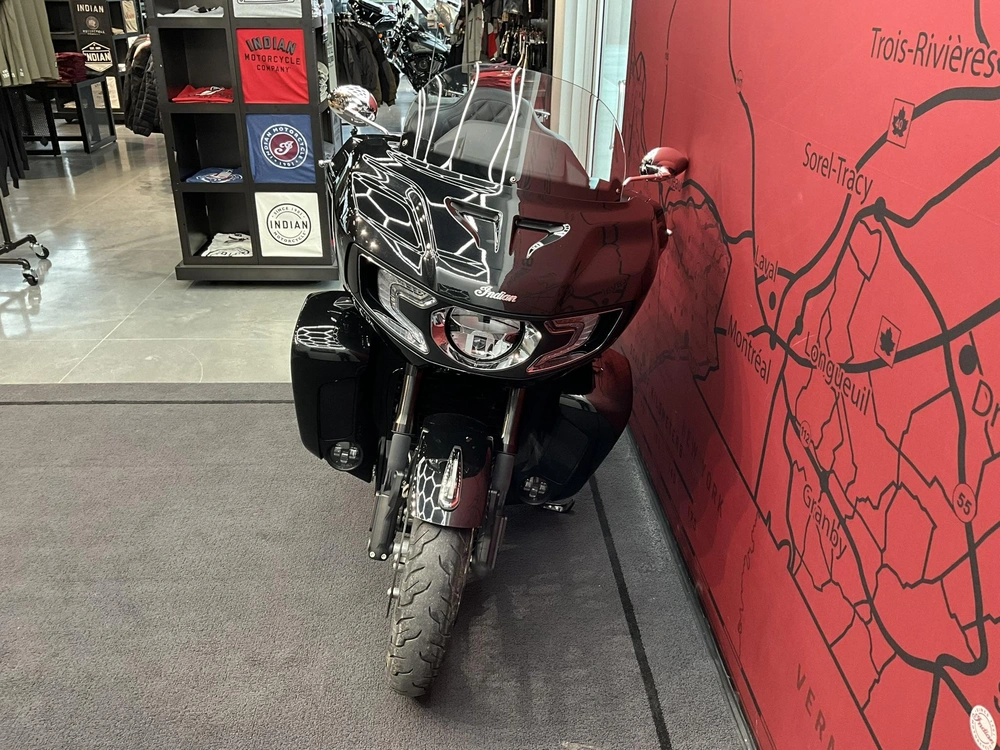 Indian Motorcycle Pursuit Limited 2024 alt