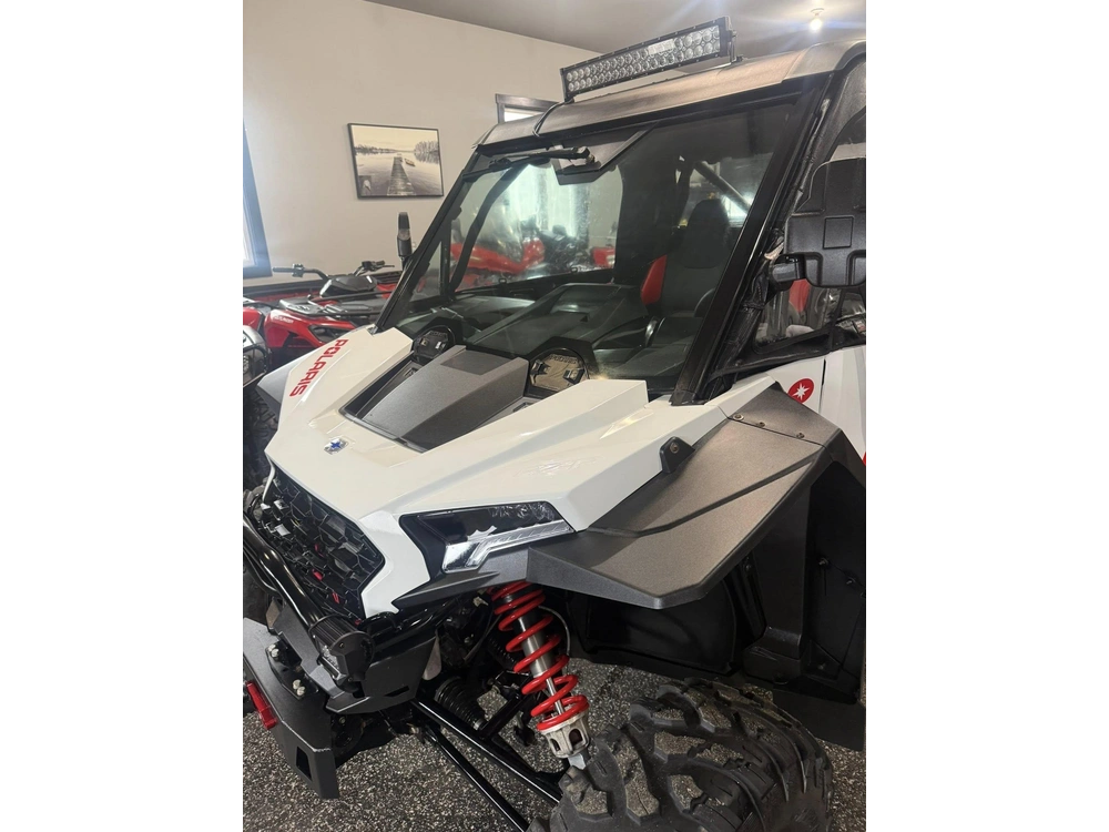 Polaris Rzr Xp 1000 2024 alt