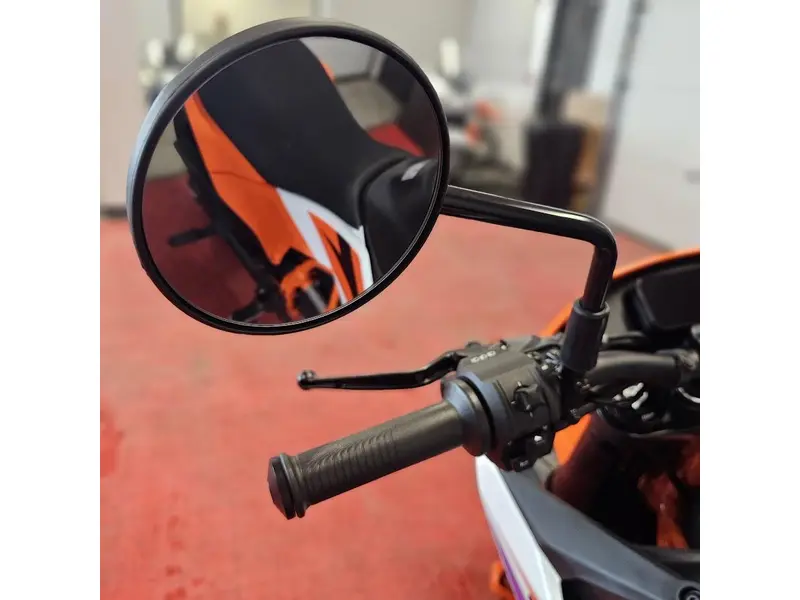 2025 KTM 390 SMC R