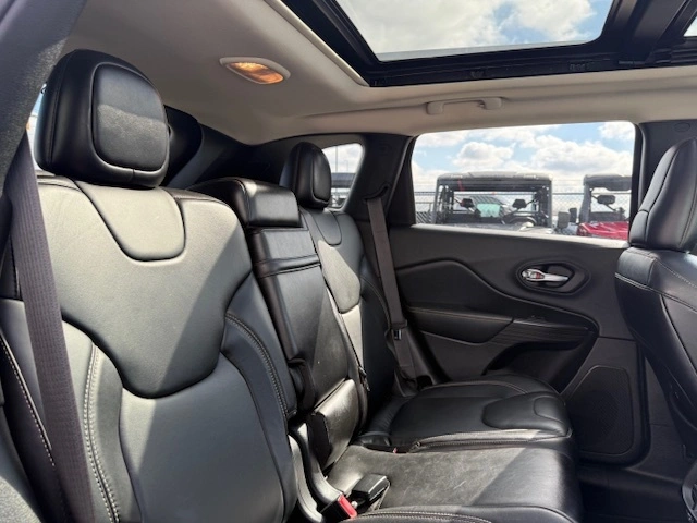 2014 Jeep Chrokee Limited alt