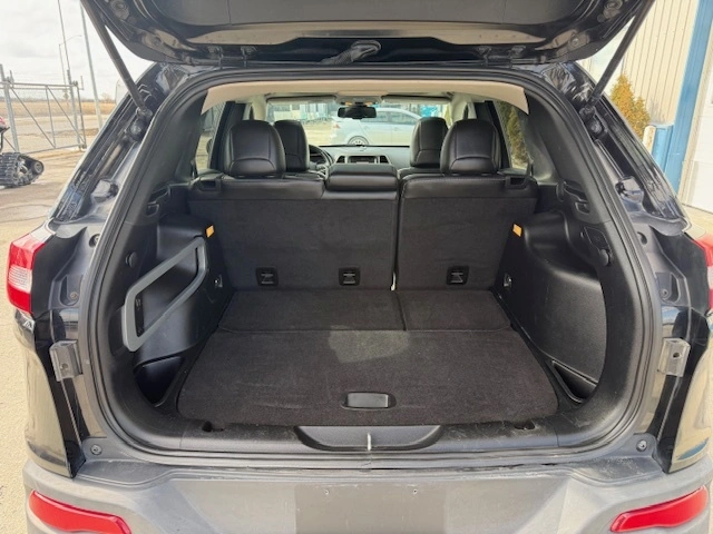 2014 Jeep Chrokee Limited alt