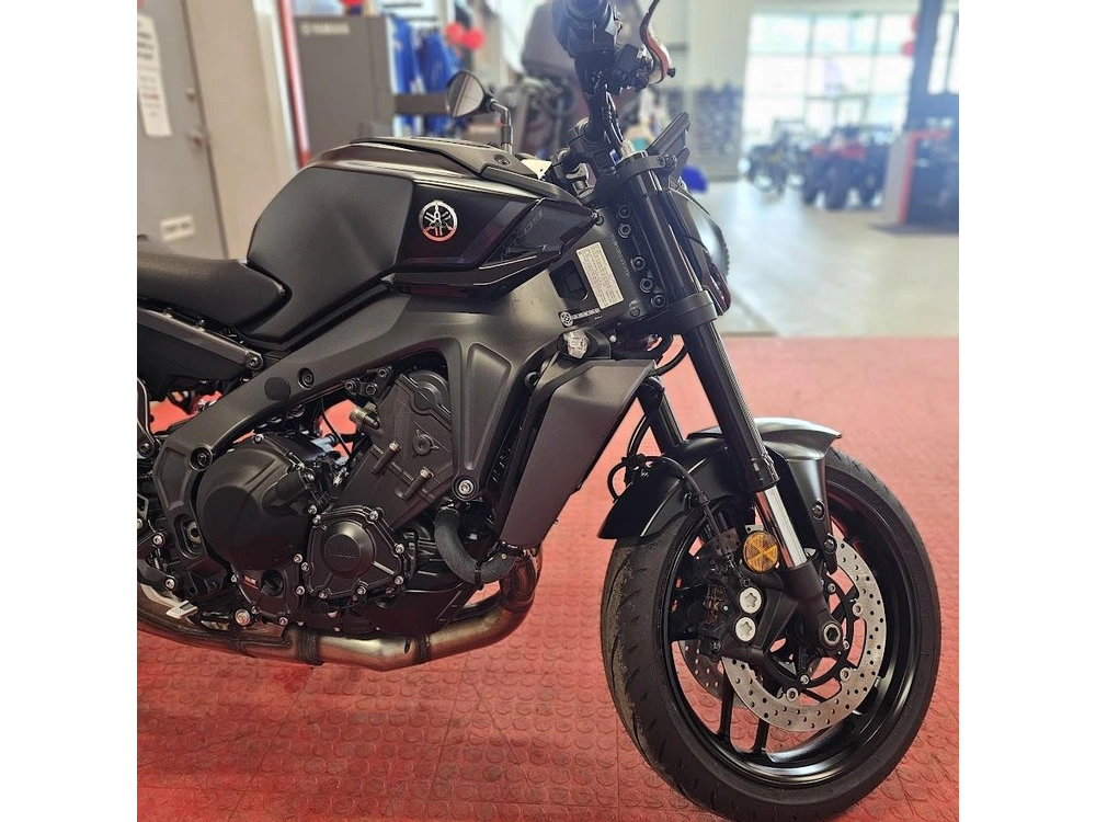 2025 Yamaha Mt-09 alt