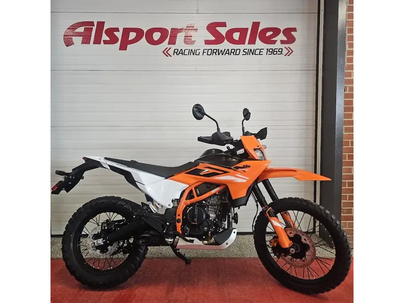 2026 Ktm Enduro 390 R alt