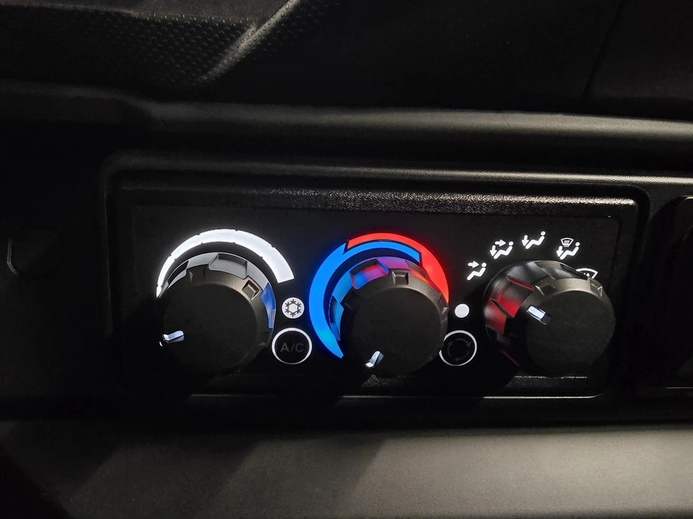 2026 Brp Defender Limited Cab Hd11 alt