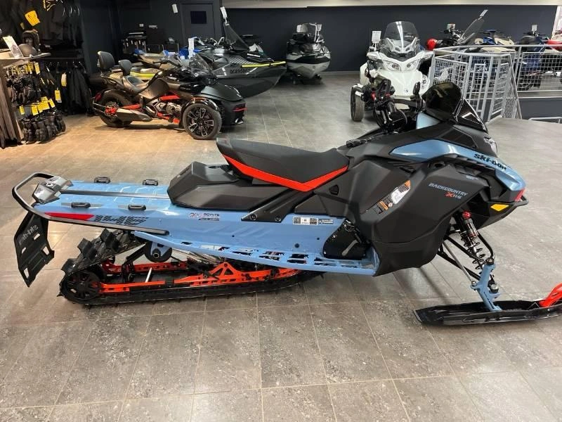 Ski-doo Backcountry X-rs 146 (43'') 850 E-tec Ice Storm 150 1.5'' E.s. W/ 10.25'' Touchscreen 2026 alt