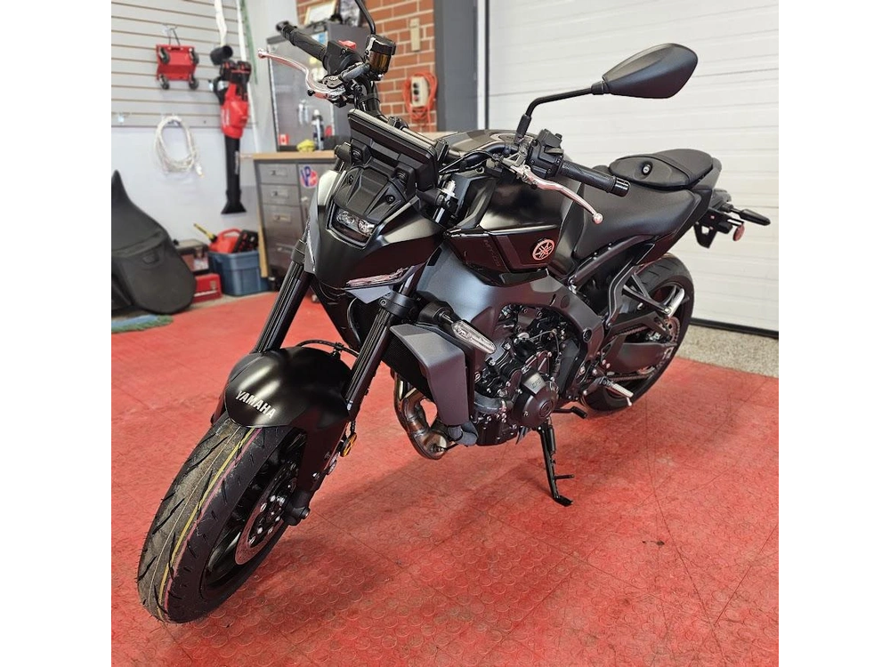 2025 Yamaha Mt-09 alt