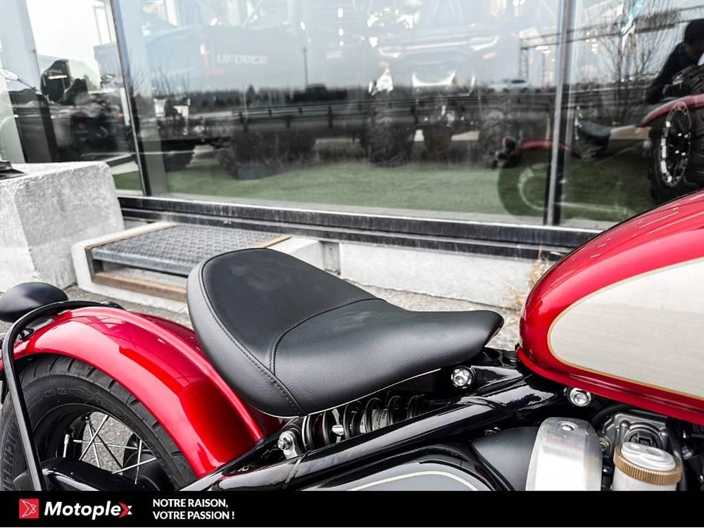 2022 Triumph Bobber Abs alt