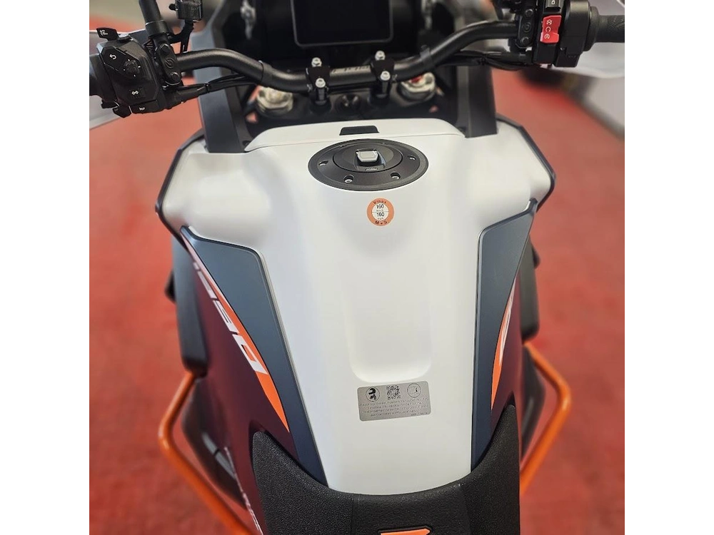 2026 Ktm 1390 Super Adventure R alt