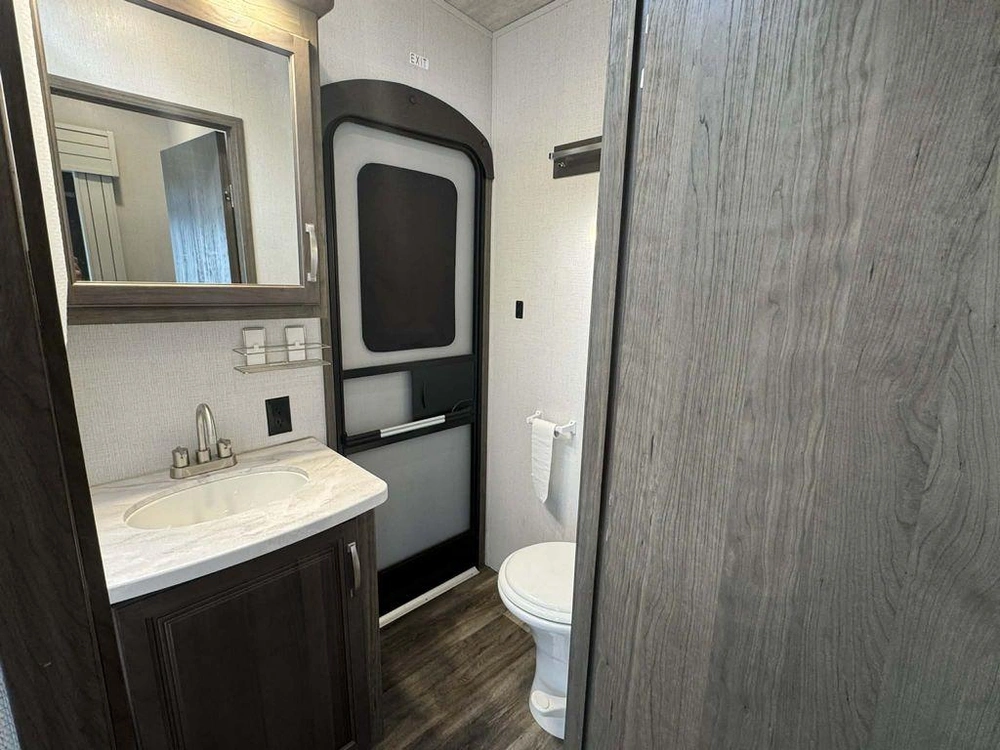 Keystone Rv Cougar 32bhs 2022 alt