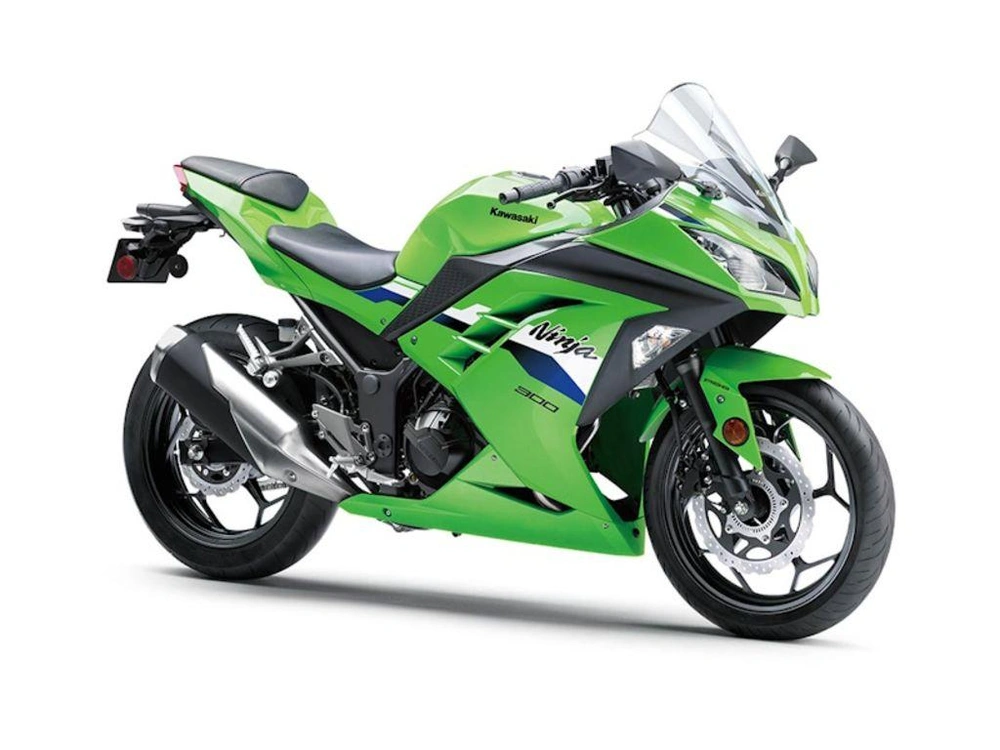 2026 Kawasaki Ninja 300 alt