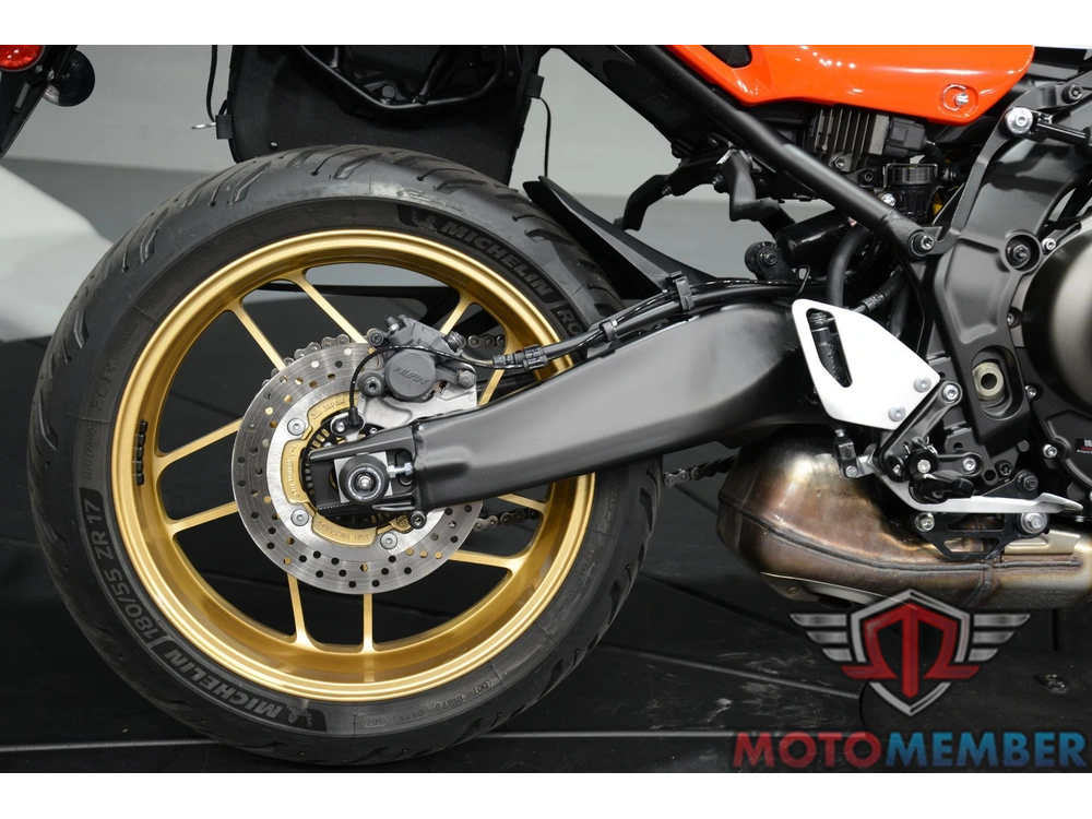 2024 Yamaha Xsr900 alt