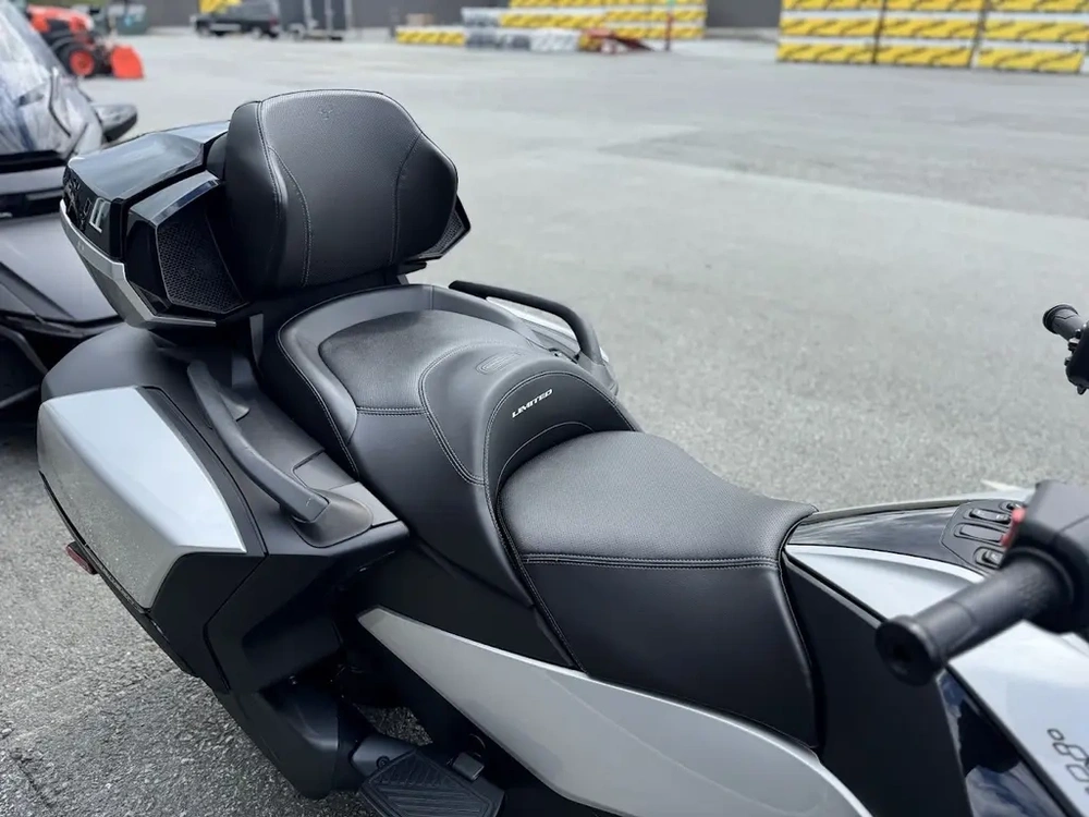 Can-am Rt Limited 2025 alt