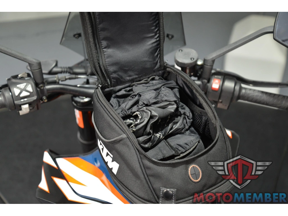 2022 Ktm Duke 890 R alt