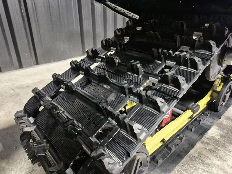 2026 Ski-Doo RENEGADE X-RS 900 ACE Turbo R thumbnail 4