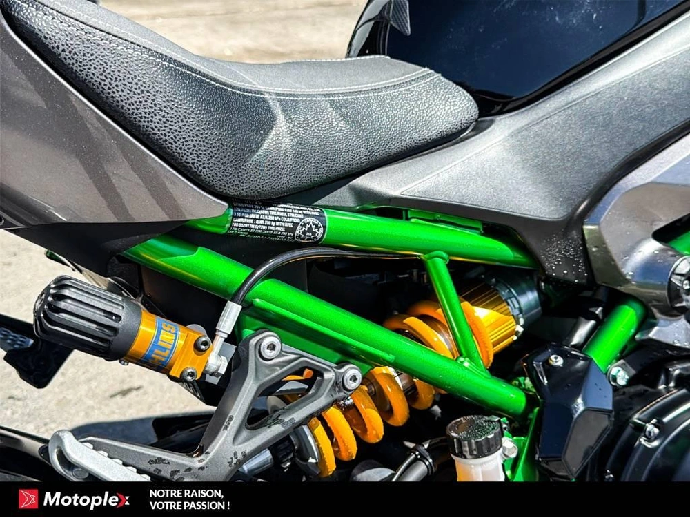 Kawasaki Z900 Se Abs 2025 alt