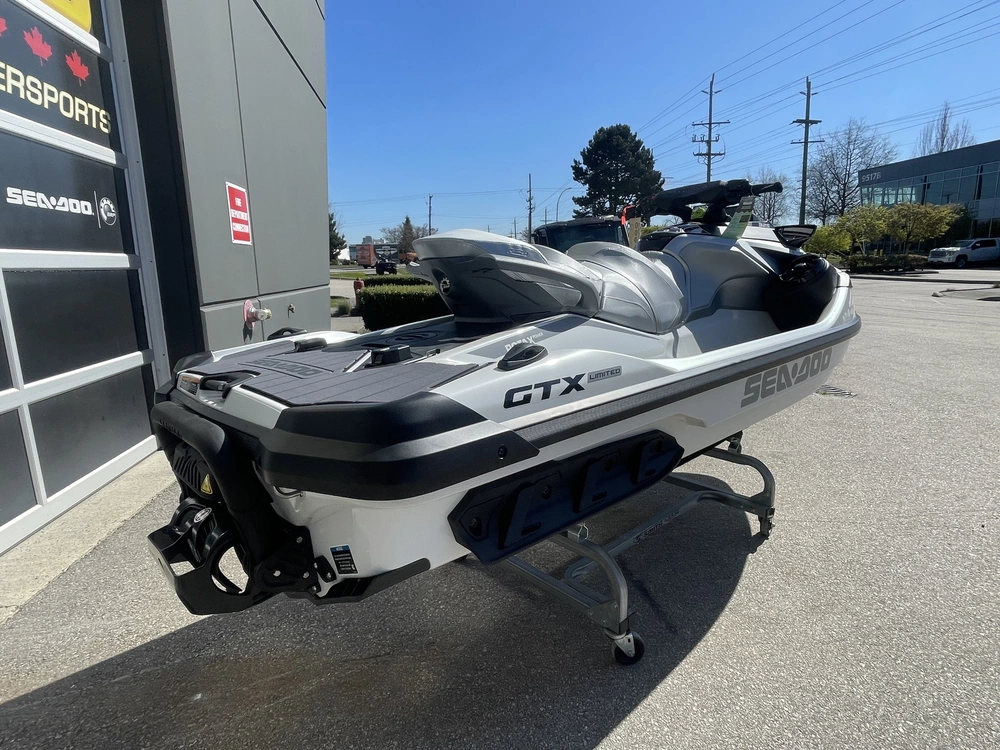 2026 Sea-doo Gtx Limited 325 (sound System) alt