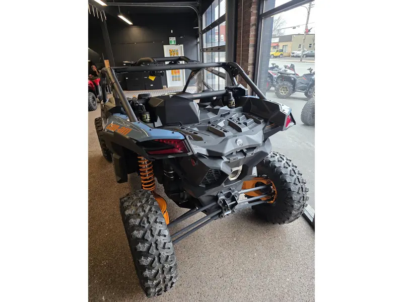 2026 Can-Am Maverick X3 DS TURBO RR thumbnail 5