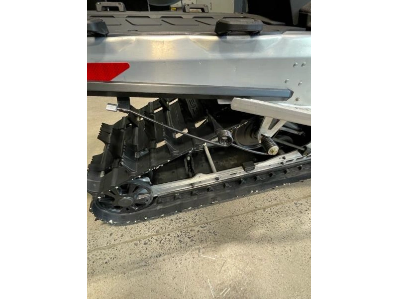 2022 Ski-doo Backcountry Sport Gris 600efi alt