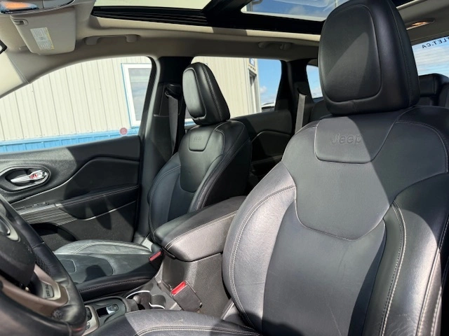 2014 Jeep Chrokee Limited alt