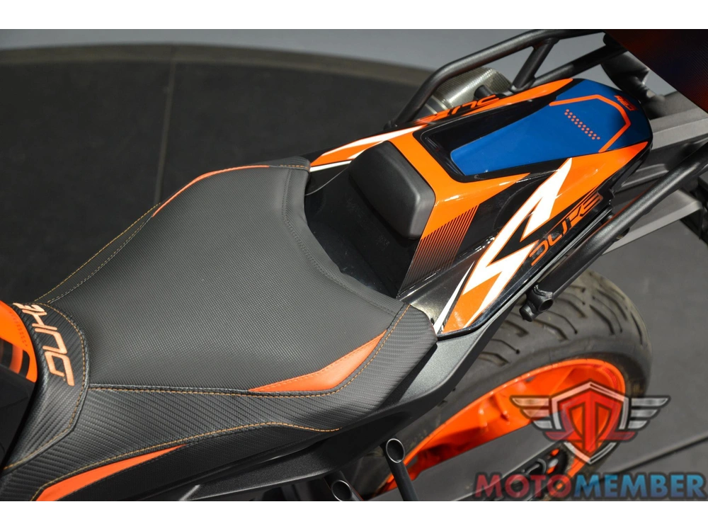2022 Ktm Duke 890 R alt