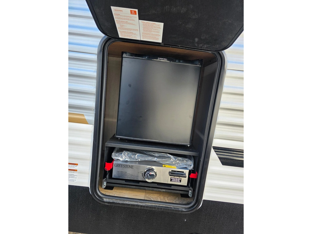 2026 Forest River Puma Camping Edition 250rbce alt