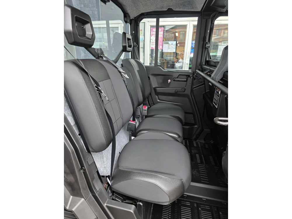 2026 Can-am Defender Max Xt Cab Hd11