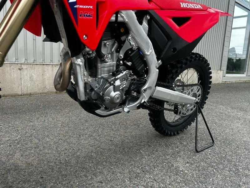 2026 Honda CRF250R thumbnail 4