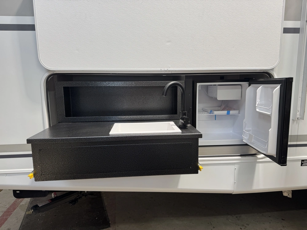 Coachmen Freedom Express 30se-320 2026 alt