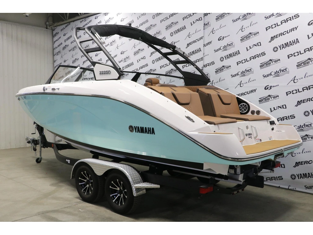 2024 Yamaha 222sd alt