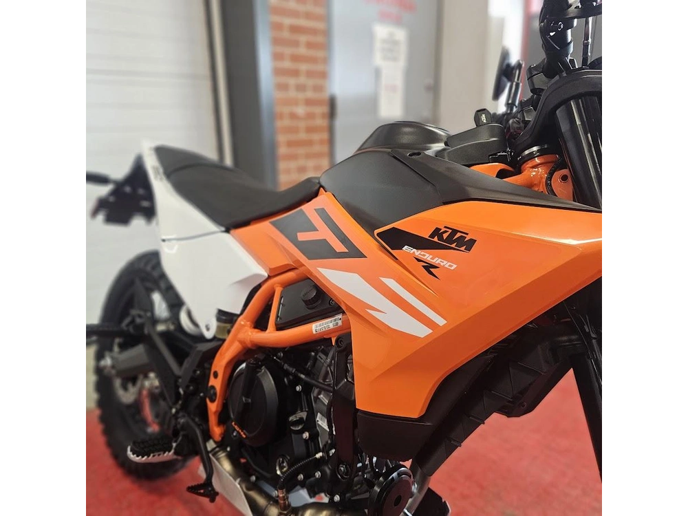 2026 Ktm Enduro 390 R alt