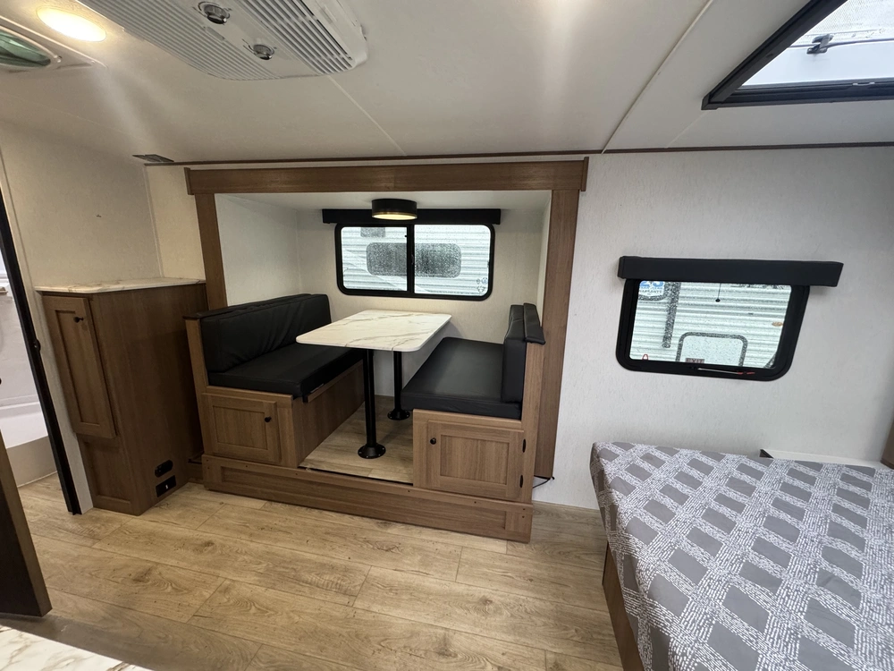 2026 Coachmen Apex Nano 203rbk alt