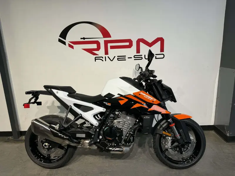 2027 KTM 990 DUKE
